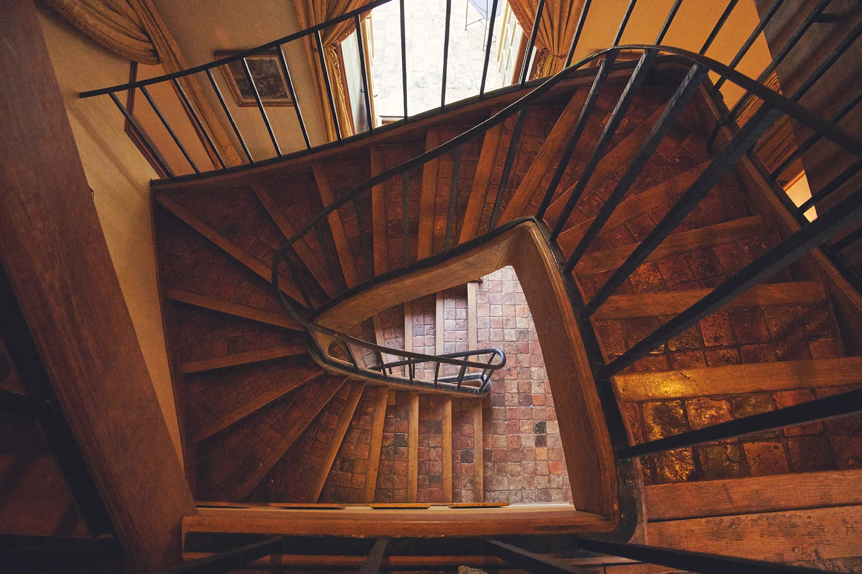 Spiral staircase